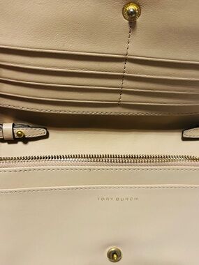 Tory Burch Beige Leather Wallet with Gold Hardware